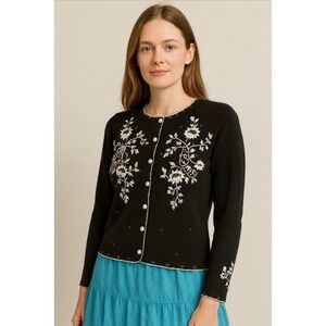 Vintage 90s Newport News Black White Embroidered Button Up Knit Cardigan Medium